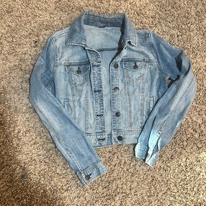 Cropped Jean jacket. Soft. Women’s size L celebrity pink